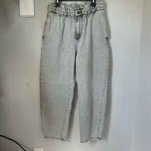 Light Grey acid wash barrel leg paper bag waist high rise jeans Zara size 8